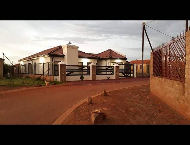 3 BEDROOM HOUSE FOR SALE IN GA-RANKUWA